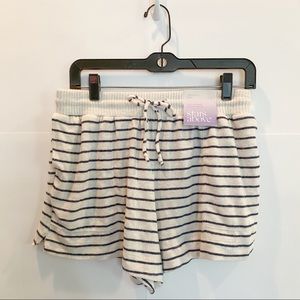 Women’s striped pajama shorts